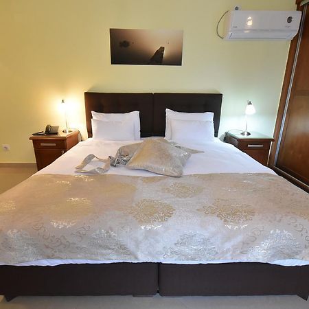 Hotel Ellena Herceg Novi Exteriér fotografie