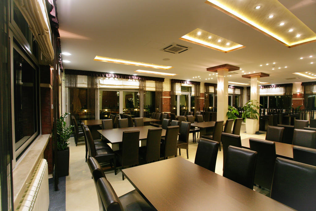Hotel Ellena Herceg Novi Exteriér fotografie