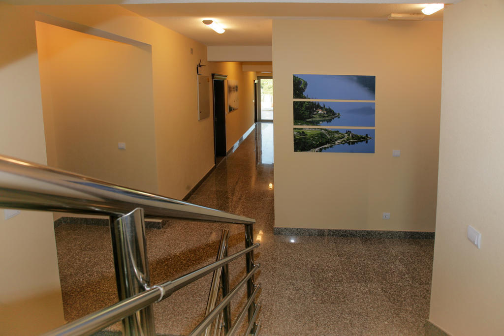 Hotel Ellena Herceg Novi Pokoj fotografie